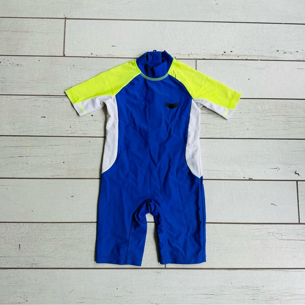 Next (Uk) Colorblock Rashguard Size 1.5-2 Years - Picture 2 of 5
